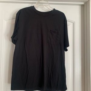 Solid black short sleeve t shirt with pocket men’s size large Spalding